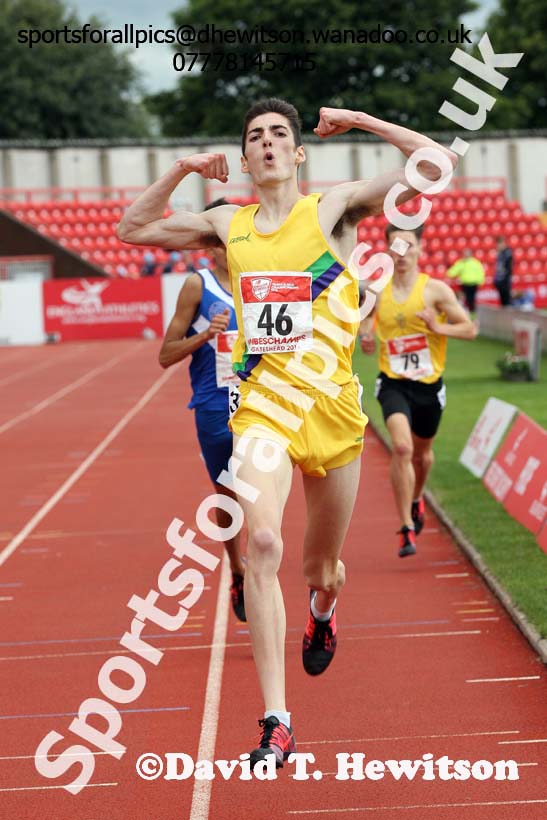 Senior boys 3000 metres, English Schools Track and Field. Photo: David T. Hewitson/Sports for All Pics